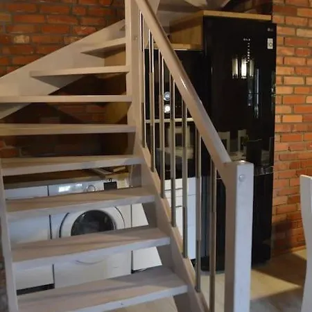 Large Apartamento